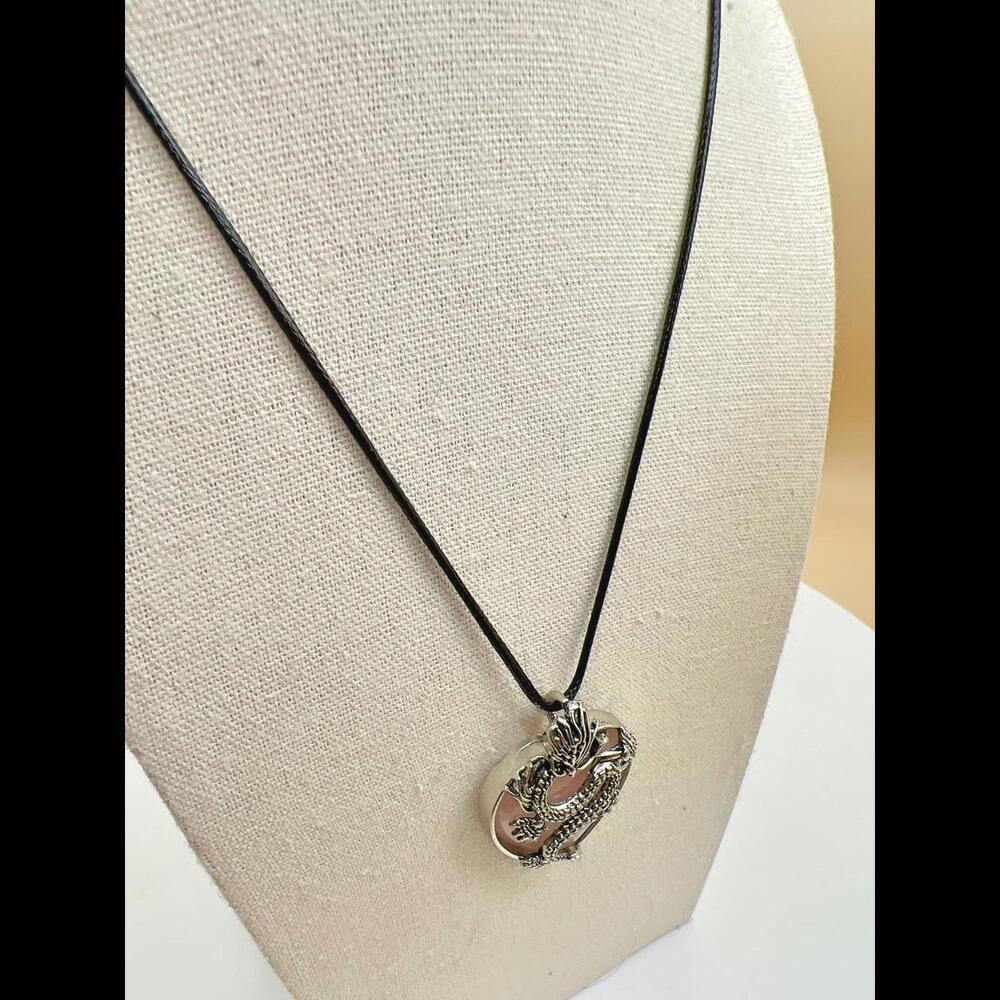 Stunning Rose Quartz Dragon Heart Pendant Necklace - Picture 7 of 12